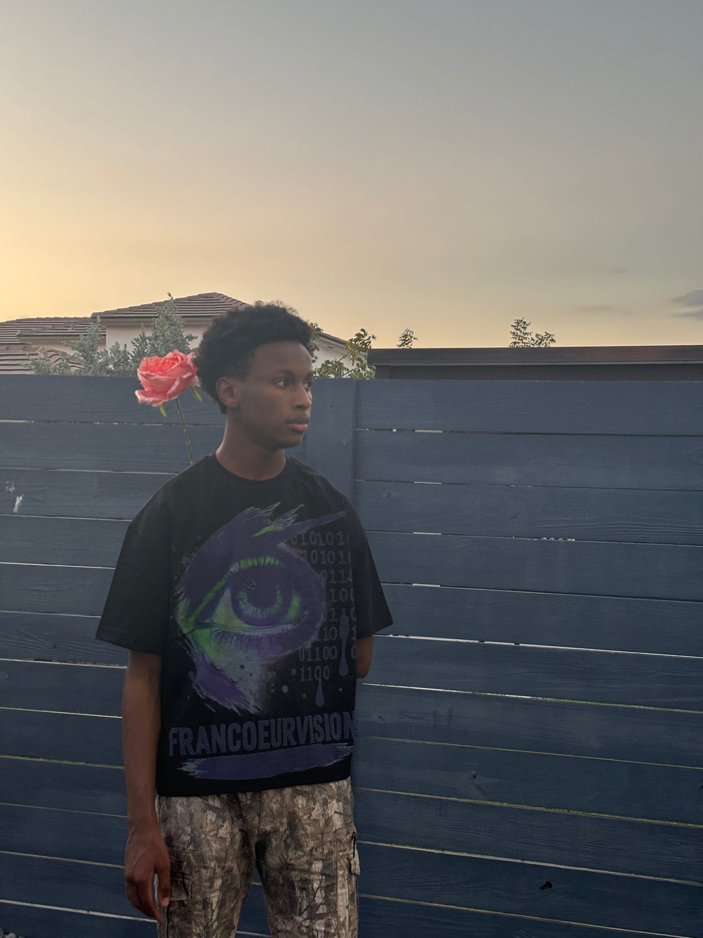 eyes don't lie black tee